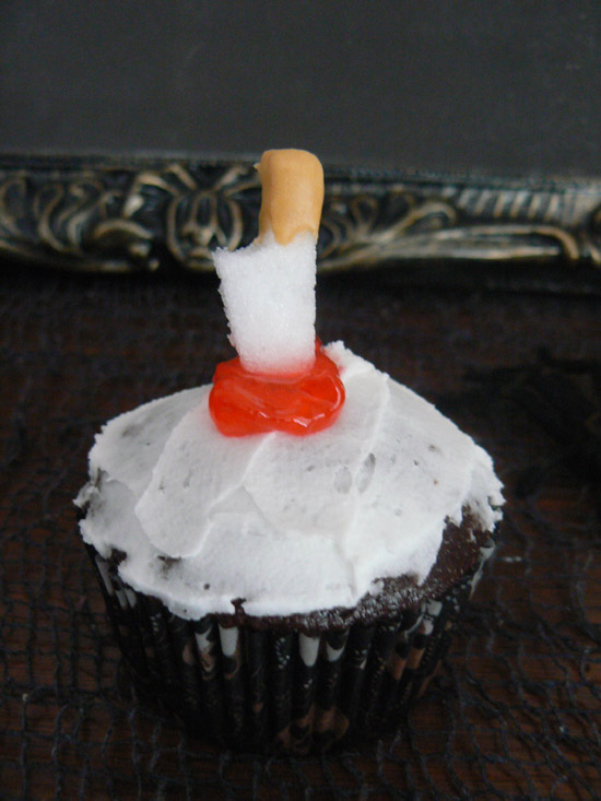 Bloody Cupcakes - Halloween Party Ideas