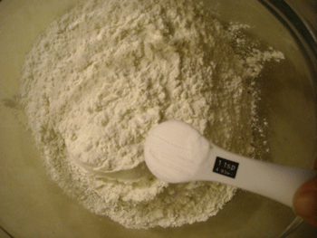 5-flour-baking-soda